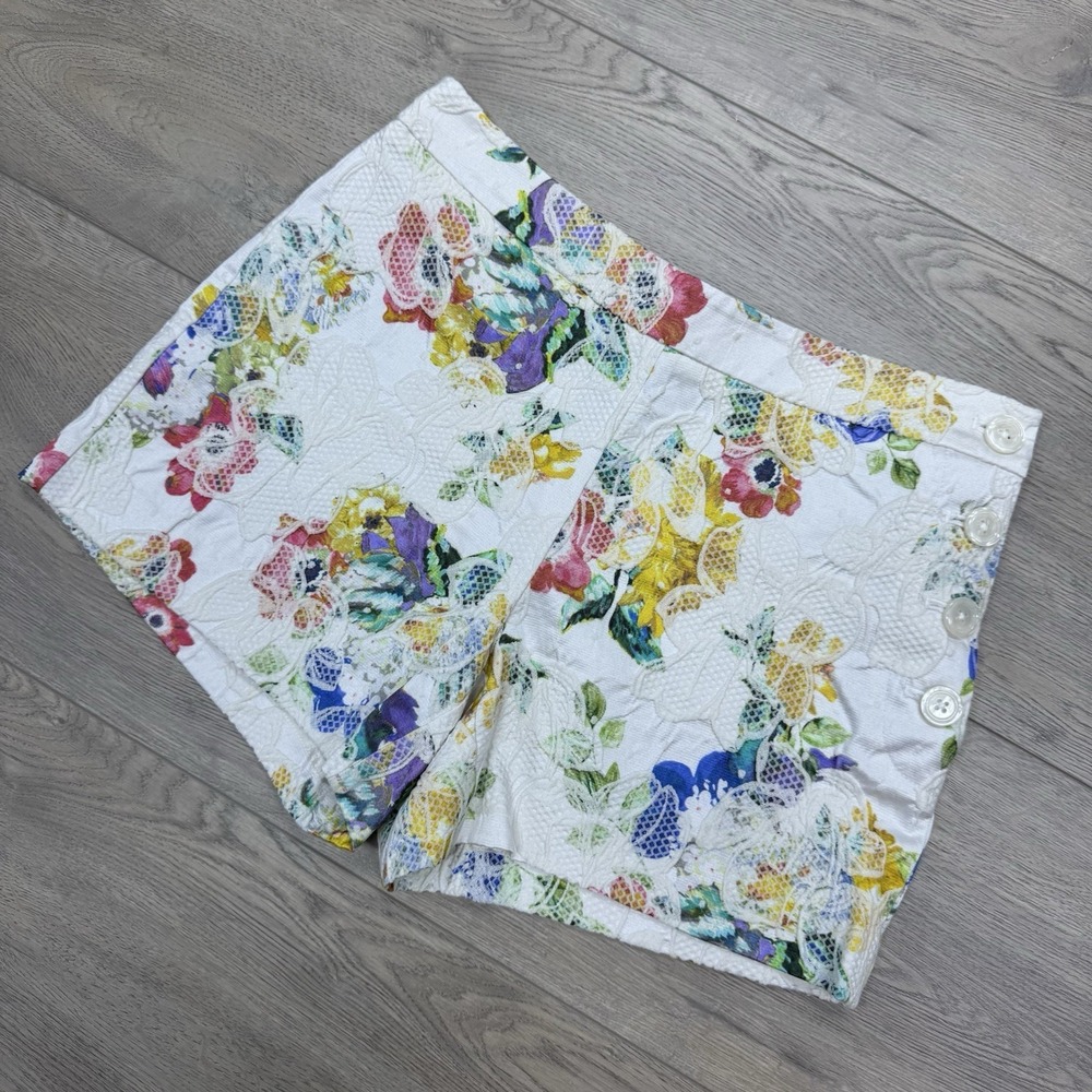 Anthropologie Elevenses Y2K Style Multicolor White Floral Shorts Sz 2 Cute Boho‎